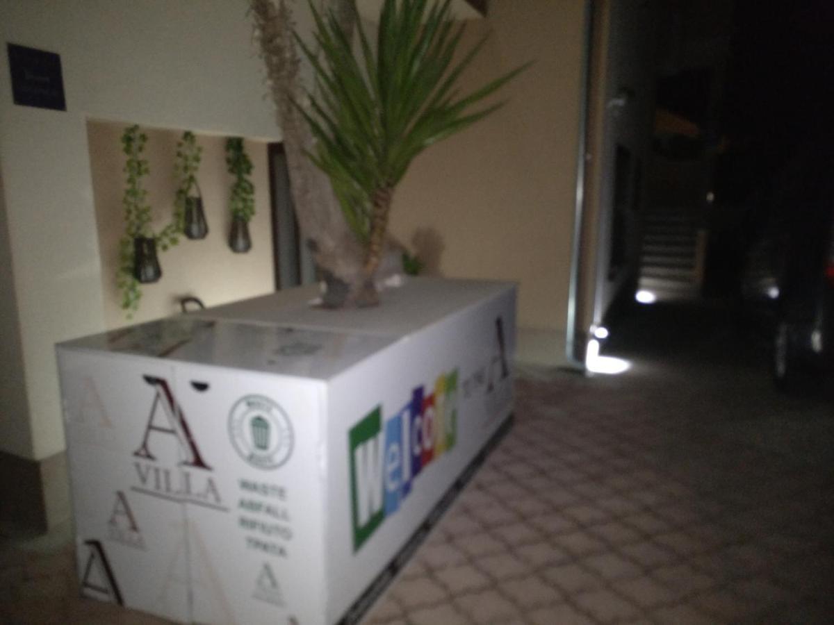 Apartments Villa A - Heating Pool Trogir Exterior foto
